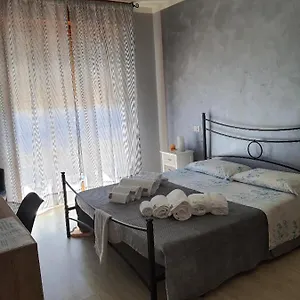 https://la-casa-di-arturo.hotelinveneto.com