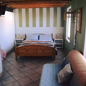 https://corte-garberia.hotelinveneto.com